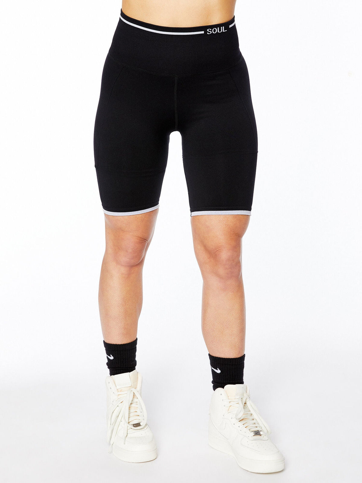 Black/White Bike Short Kit