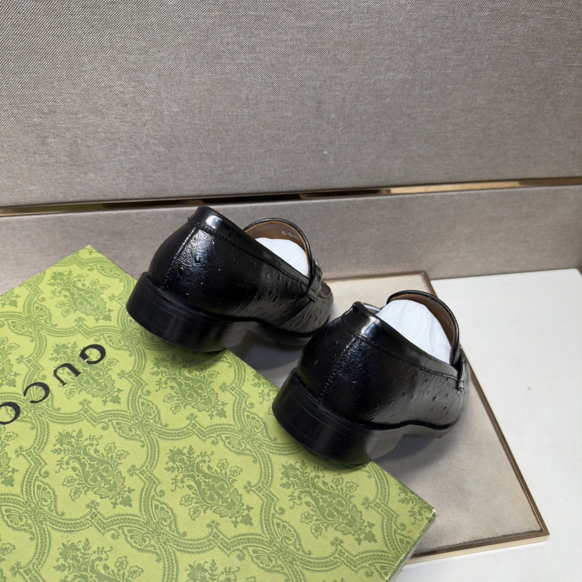 Gucci Men's Black Textured Bit Loafers